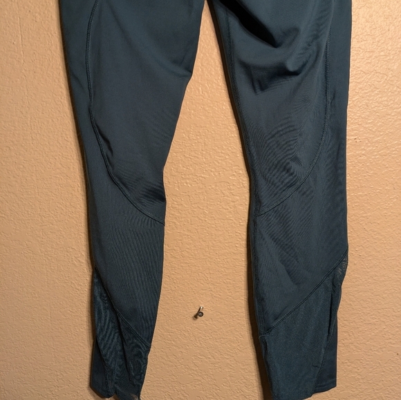 All In Motion  Leggings Pre Own Size Xl - Picture 6 of 8
